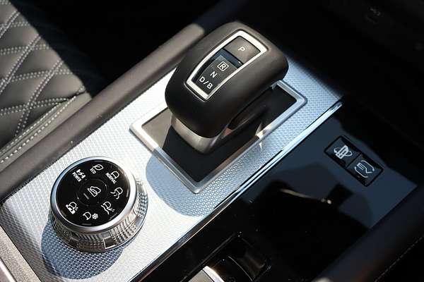 2025 Mitsubishi Outlander PHEV Exceed ZM
