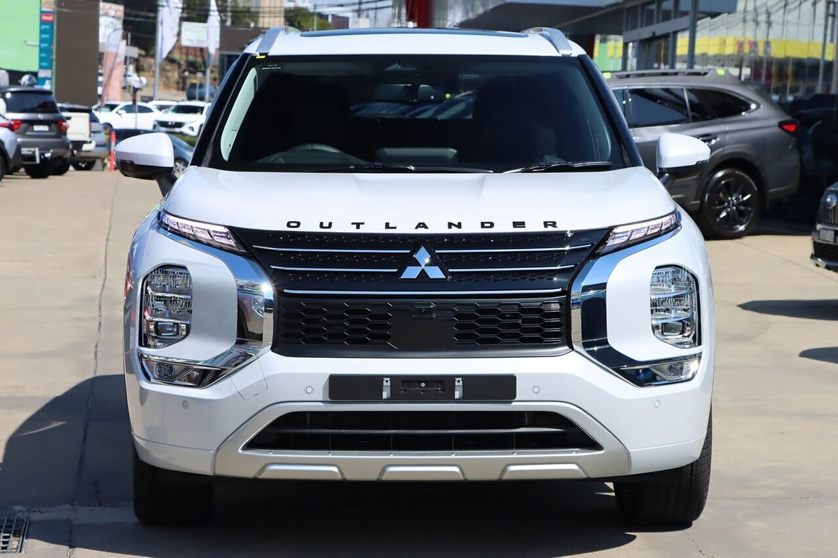 2025 Mitsubishi Outlander PHEV Exceed ZM