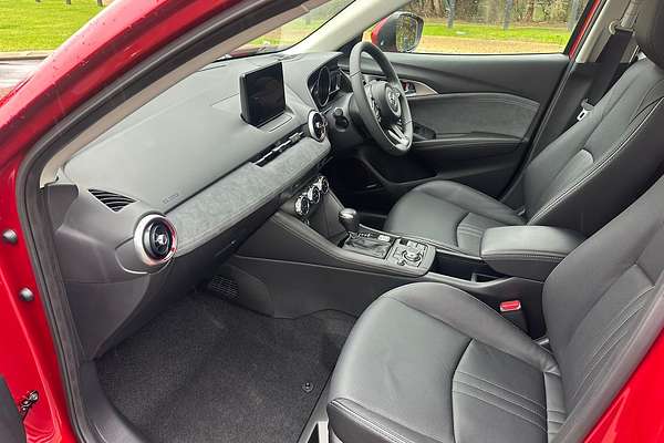 2025 Mazda CX-3 G20 Akari DK