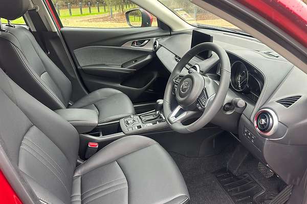 2025 Mazda CX-3 G20 Akari DK