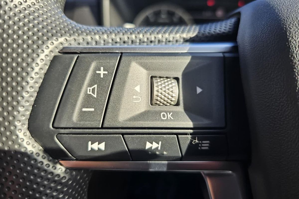 2024 Mitsubishi Outlander ES ZM
