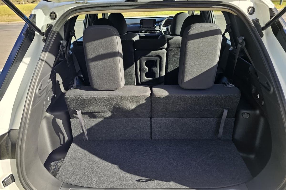 2024 Mitsubishi Outlander ES ZM
