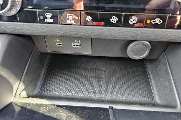2024 Mitsubishi Outlander ES ZM