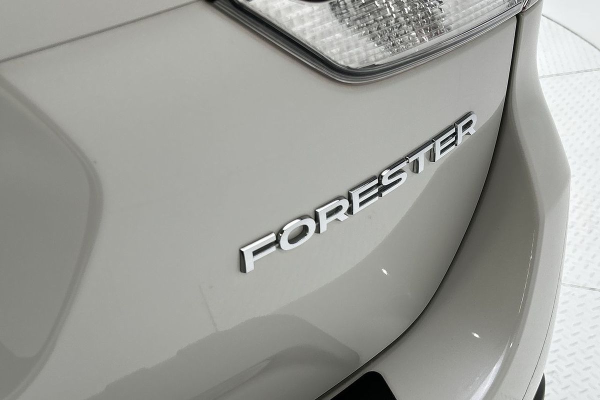 2022 Subaru Forester 2.5X S5