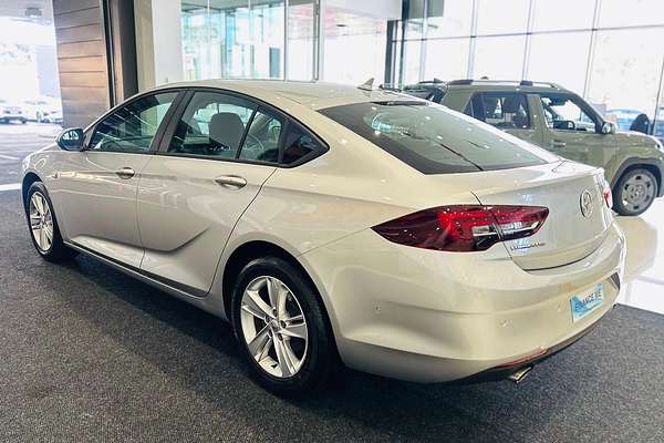 2020 Holden Commodore LT ZB
