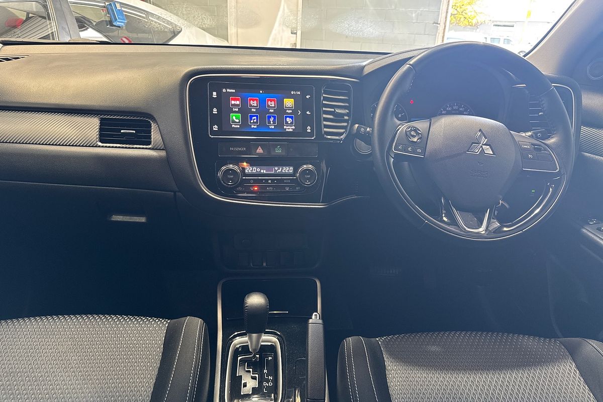 2017 Mitsubishi Outlander LS ZK