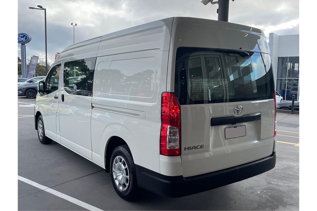 2022 Toyota Hiace GDH320R