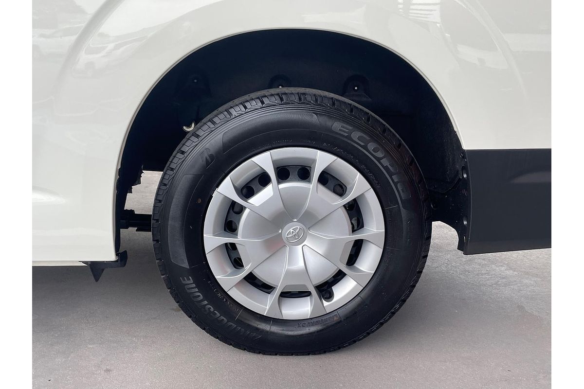 2022 Toyota Hiace GDH320R