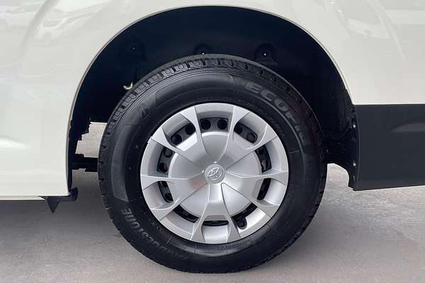 2022 Toyota Hiace GDH320R