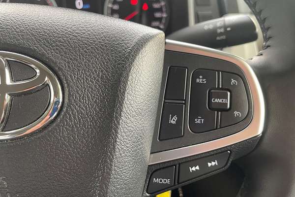 2022 Toyota Hiace GDH320R