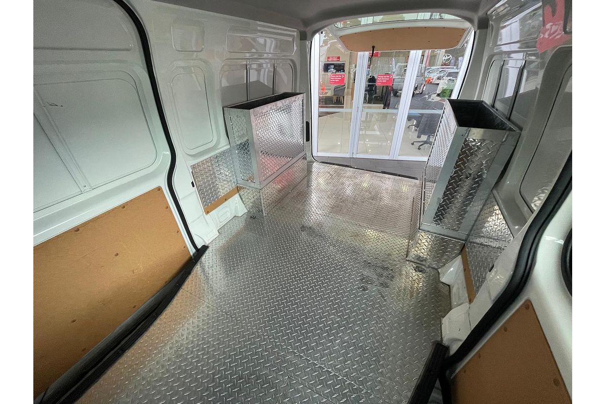 2022 Toyota Hiace GDH320R