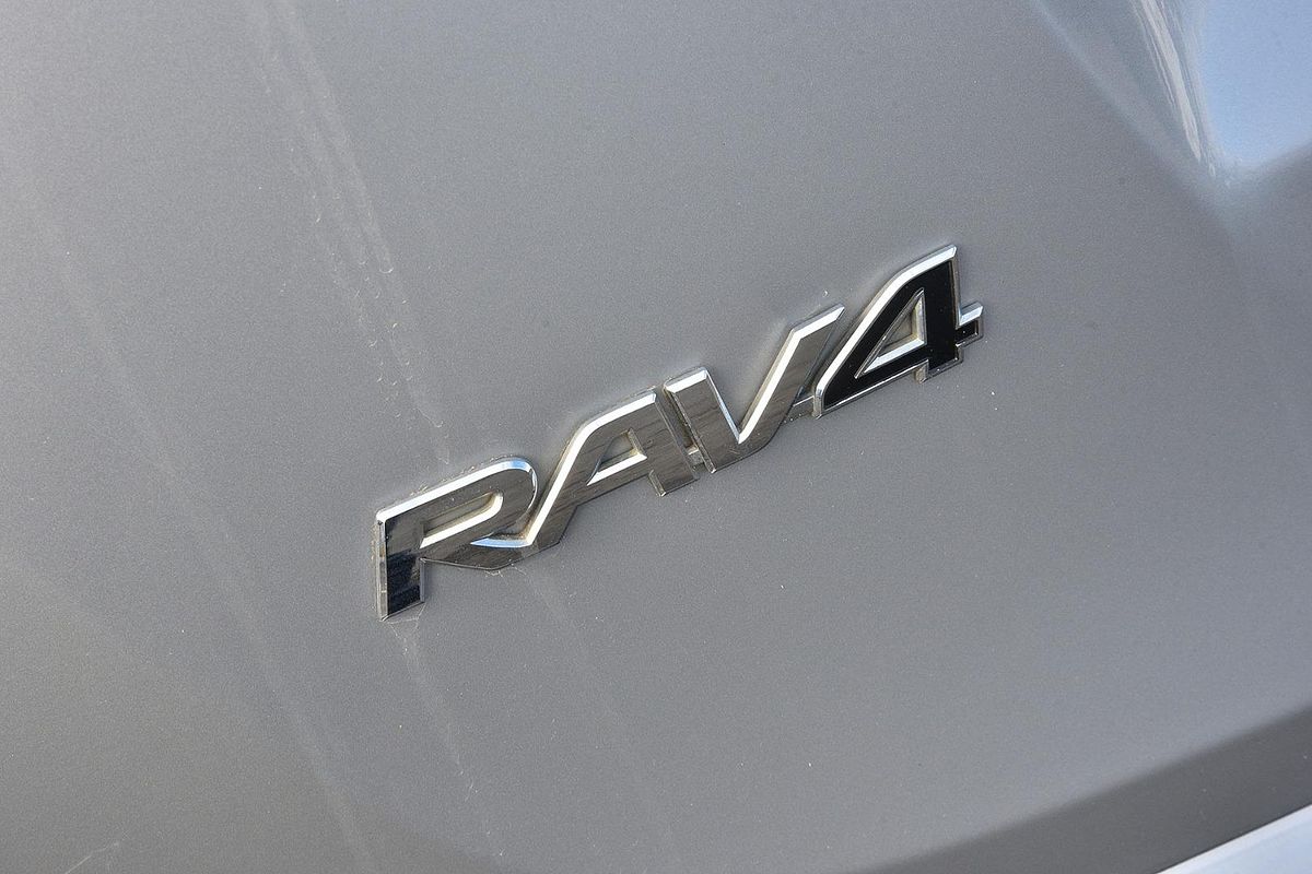 2018 Toyota RAV4 GXL ZSA42R
