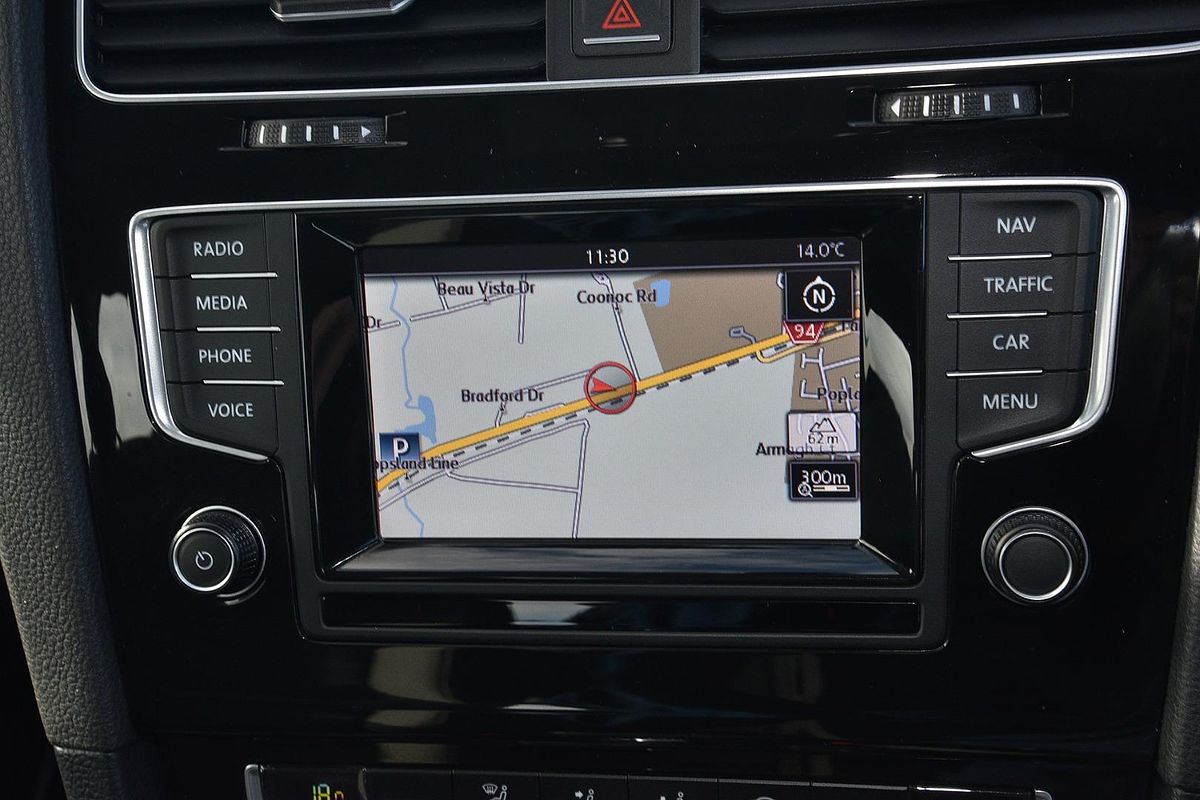 2015 Volkswagen Golf 103TSI Highline 7