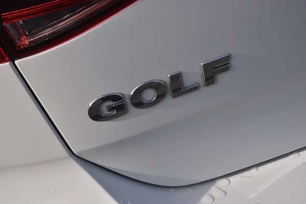 2015 Volkswagen Golf 103TSI Highline 7