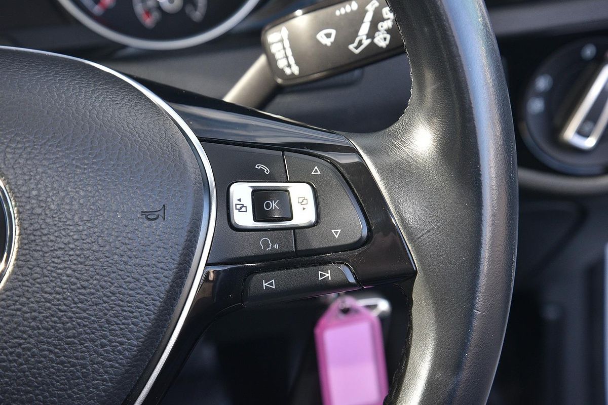 2015 Volkswagen Golf 103TSI Highline 7