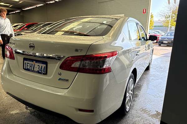 2013 Nissan Pulsar ST C12