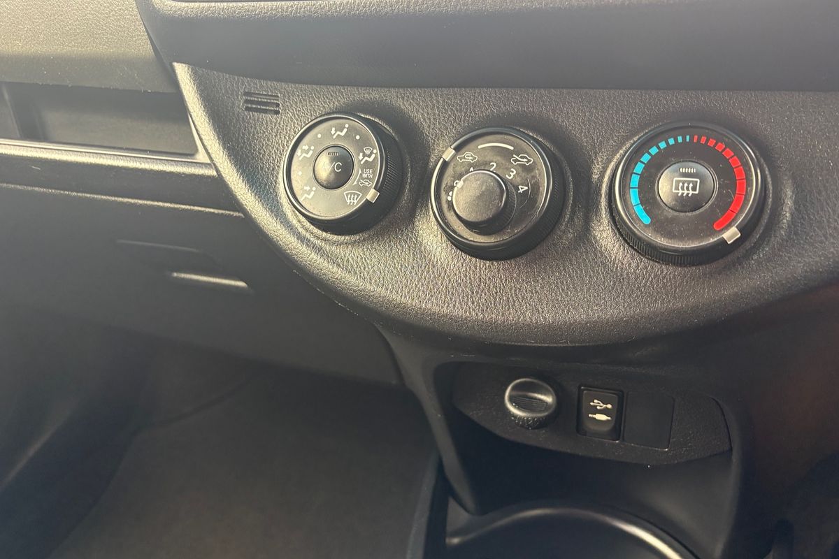 2015 Toyota Yaris SX NCP131R