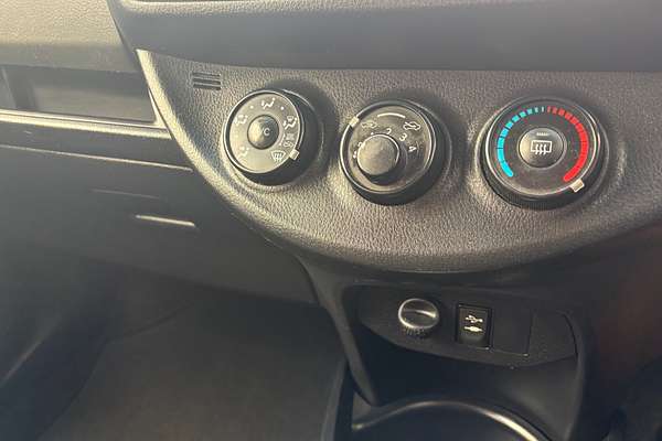 2015 Toyota Yaris SX NCP131R