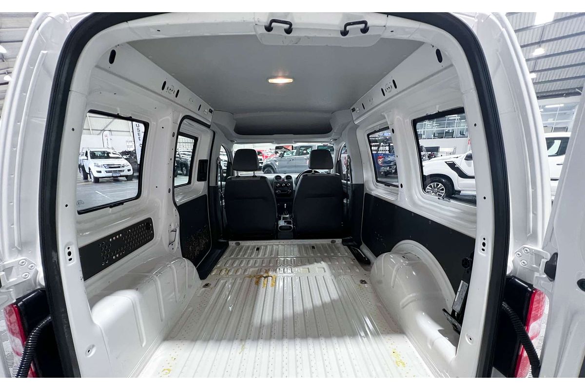 2013 Volkswagen Caddy TDI250 2KN LWB