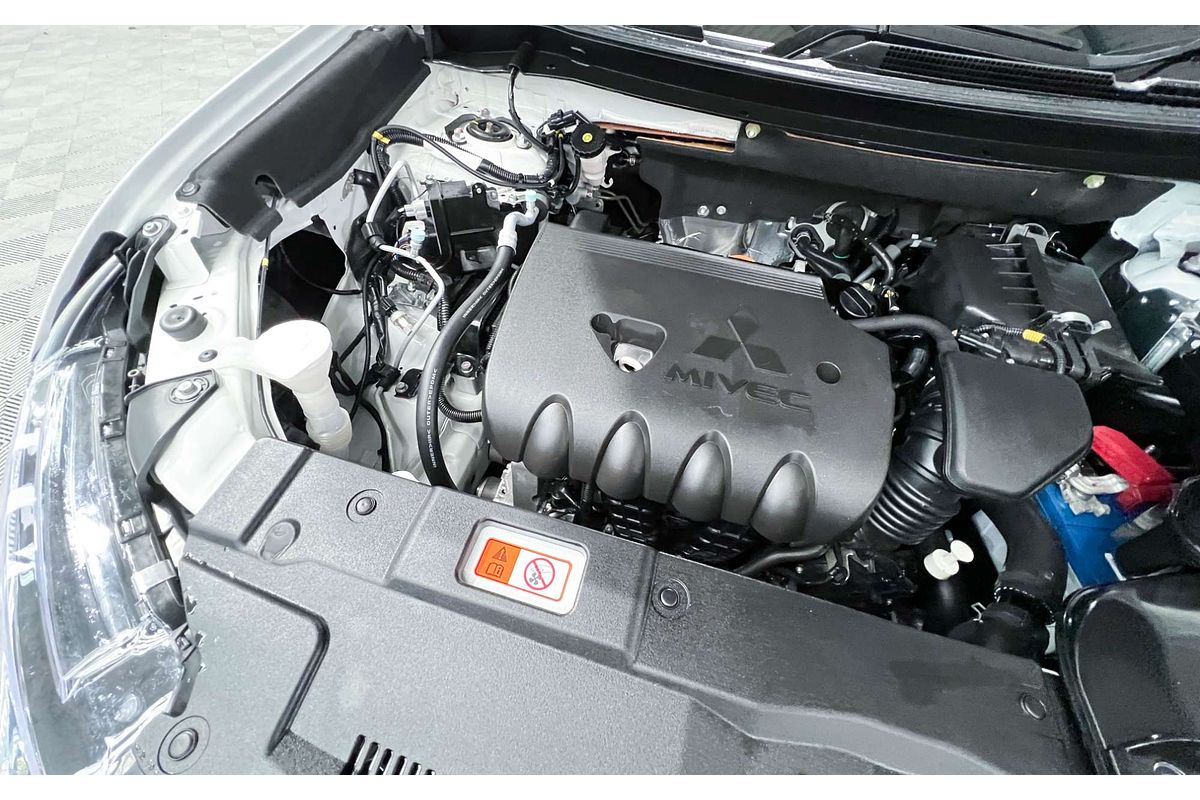 2021 Mitsubishi Outlander LS ZL