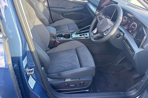 2025 Volkswagen Golf 110TSI Style 8.5
