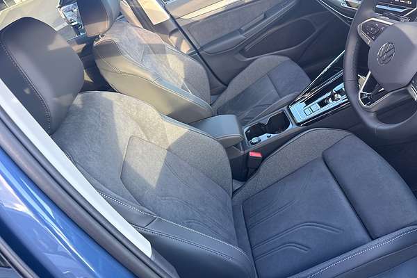 2025 Volkswagen Golf 110TSI Style 8.5