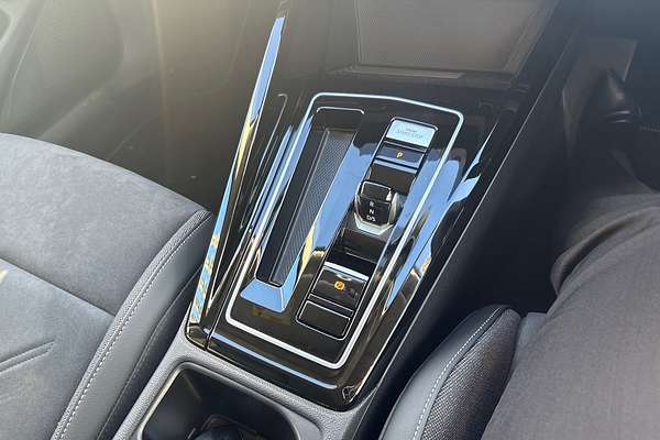 2025 Volkswagen Golf 110TSI Style 8.5