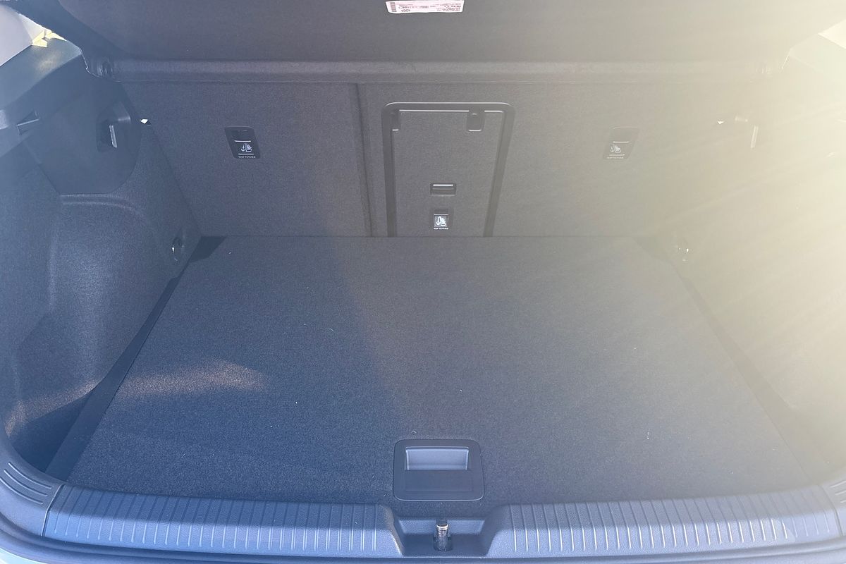 2025 Volkswagen Golf 110TSI Life 8.5