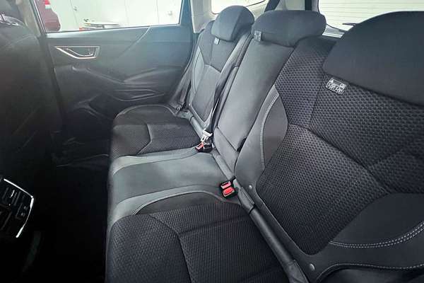 2021 Subaru Forester 2.5i S5
