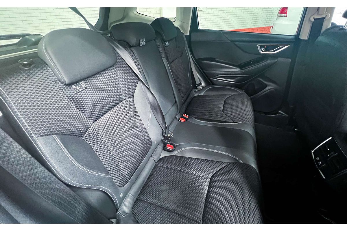 2021 Subaru Forester 2.5i S5