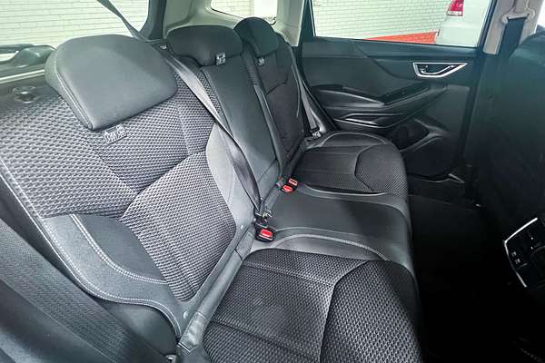 2021 Subaru Forester 2.5i S5