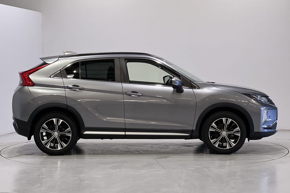 2017 Mitsubishi Eclipse Cross Exceed YA