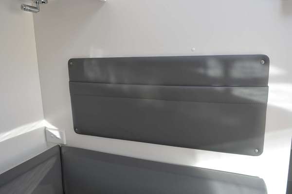 2025 New Age Manta Ray 18ft Embark MY25