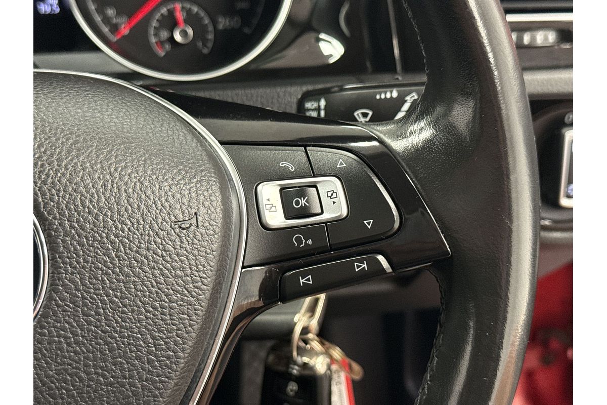 2015 Volkswagen Golf 103TSI Highline 7