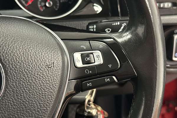 2015 Volkswagen Golf 103TSI Highline 7