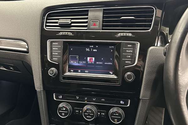2015 Volkswagen Golf 103TSI Highline 7
