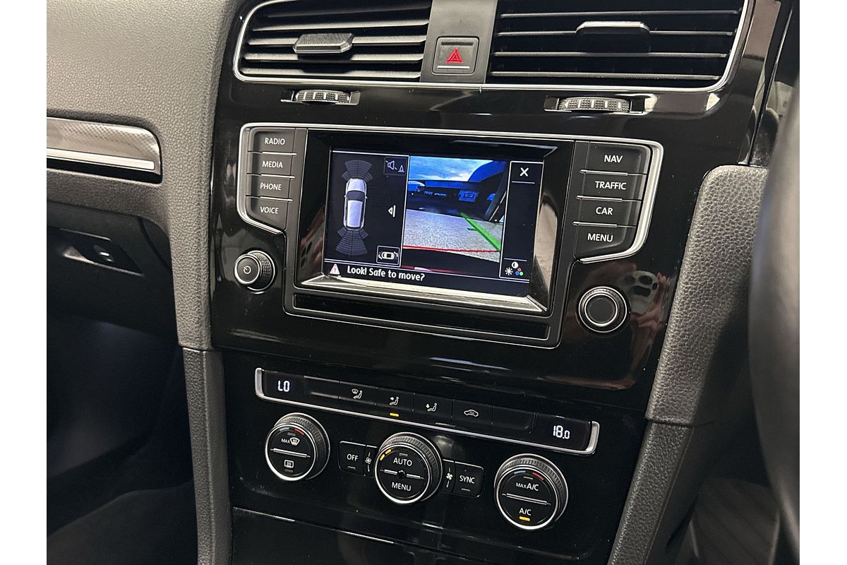 2015 Volkswagen Golf 103TSI Highline 7