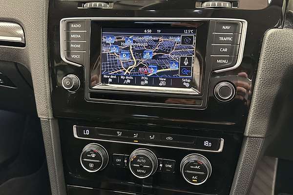 2015 Volkswagen Golf 103TSI Highline 7