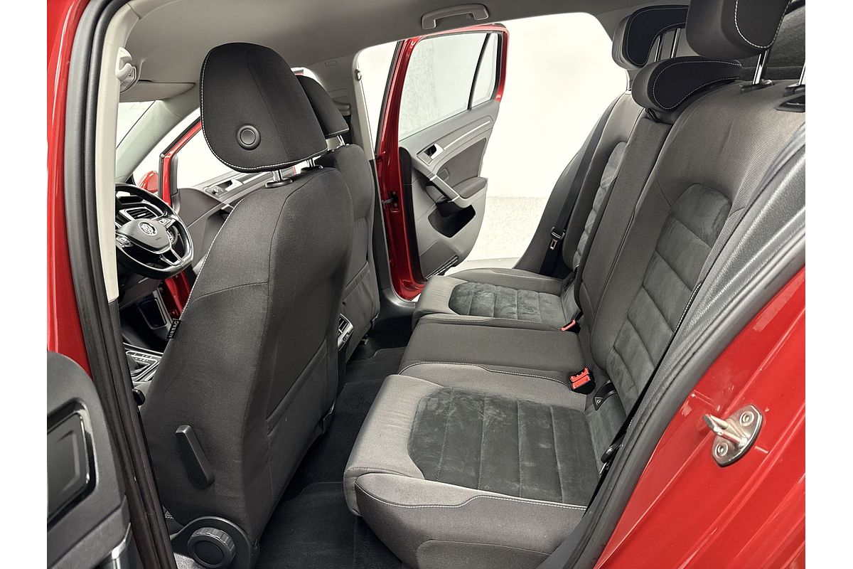 2015 Volkswagen Golf 103TSI Highline 7