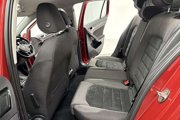 2015 Volkswagen Golf 103TSI Highline 7