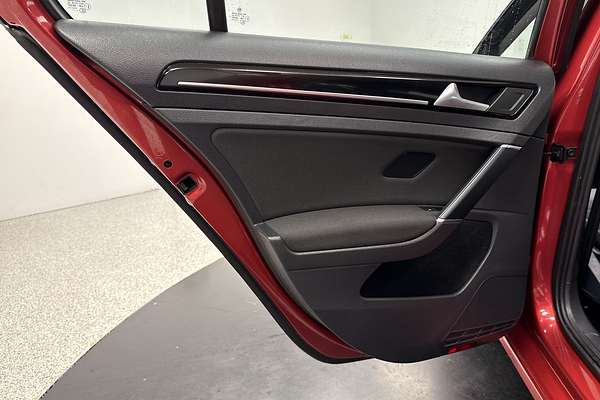 2015 Volkswagen Golf 103TSI Highline 7