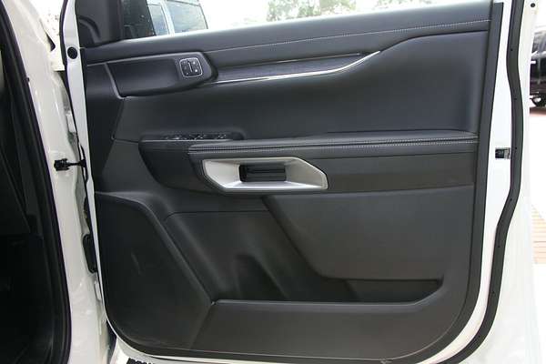 2025 Ford Everest Platinum 3.0L