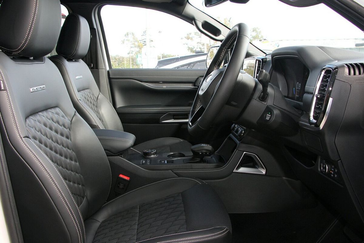 2025 Ford Everest Platinum 3.0L