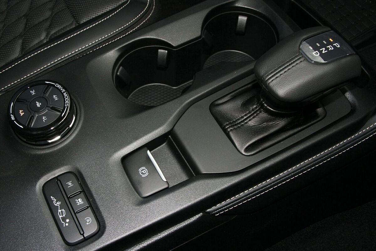 2025 Ford Everest Platinum 3.0L