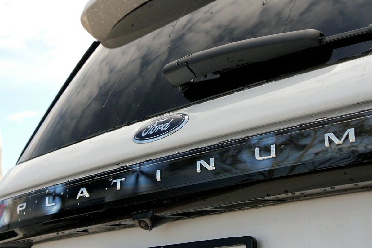 2025 Ford Everest Platinum 3.0L