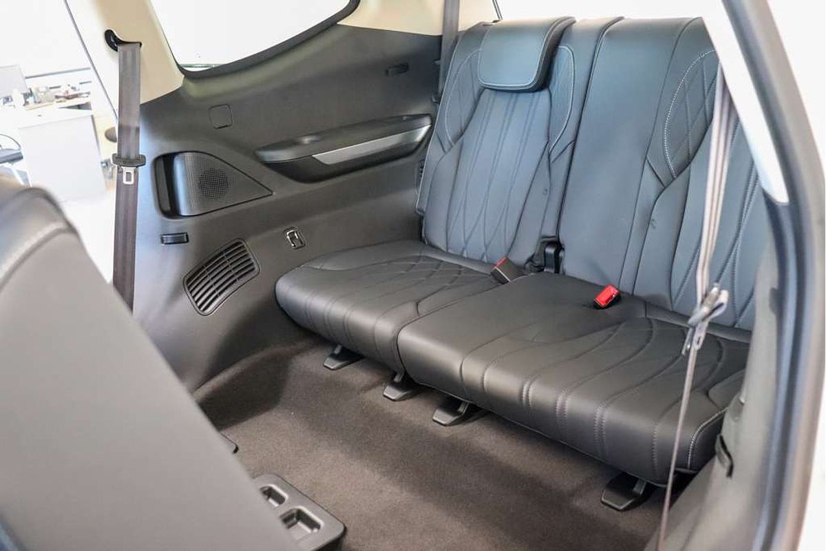 2025 LDV D90 Executive SV9A