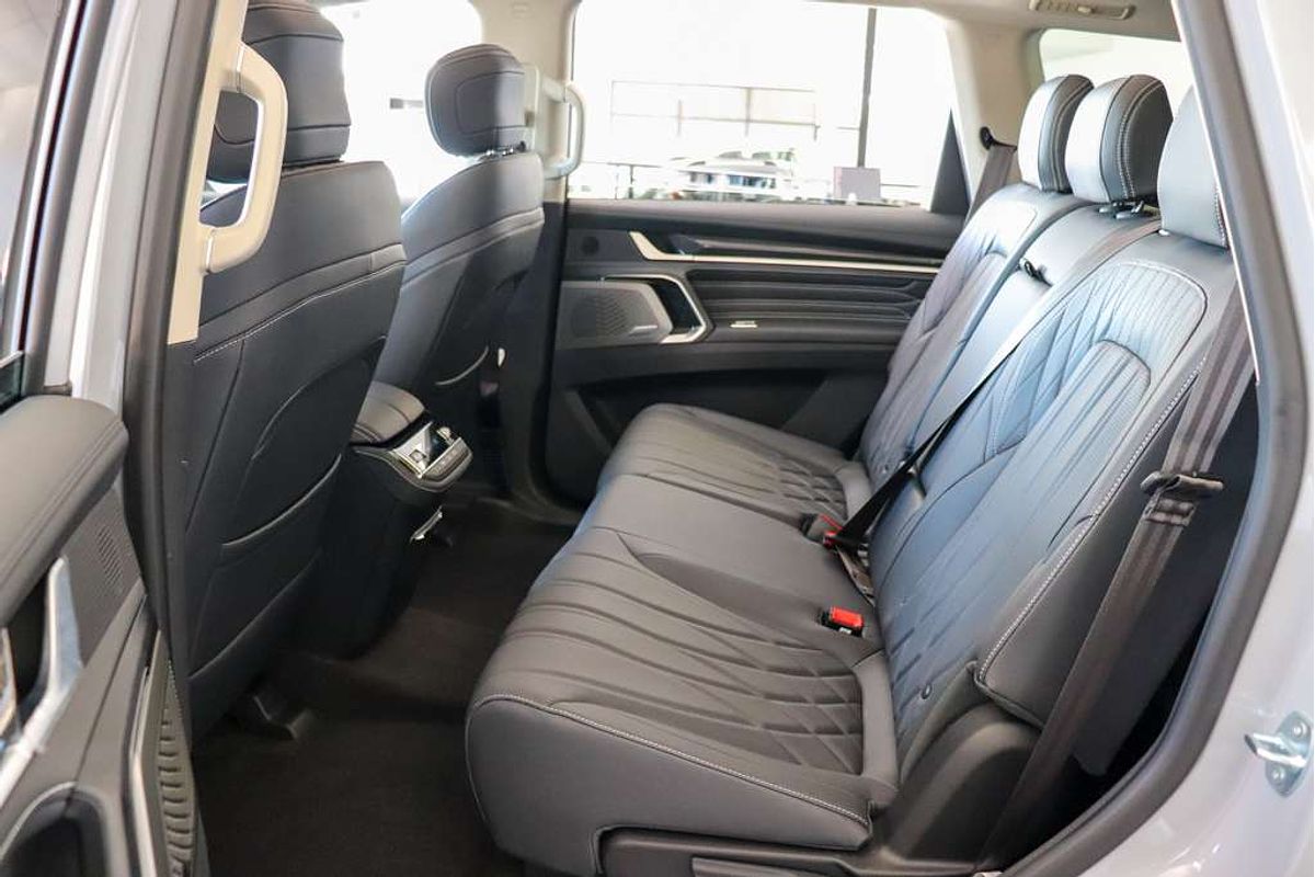 2025 LDV D90 Executive SV9A
