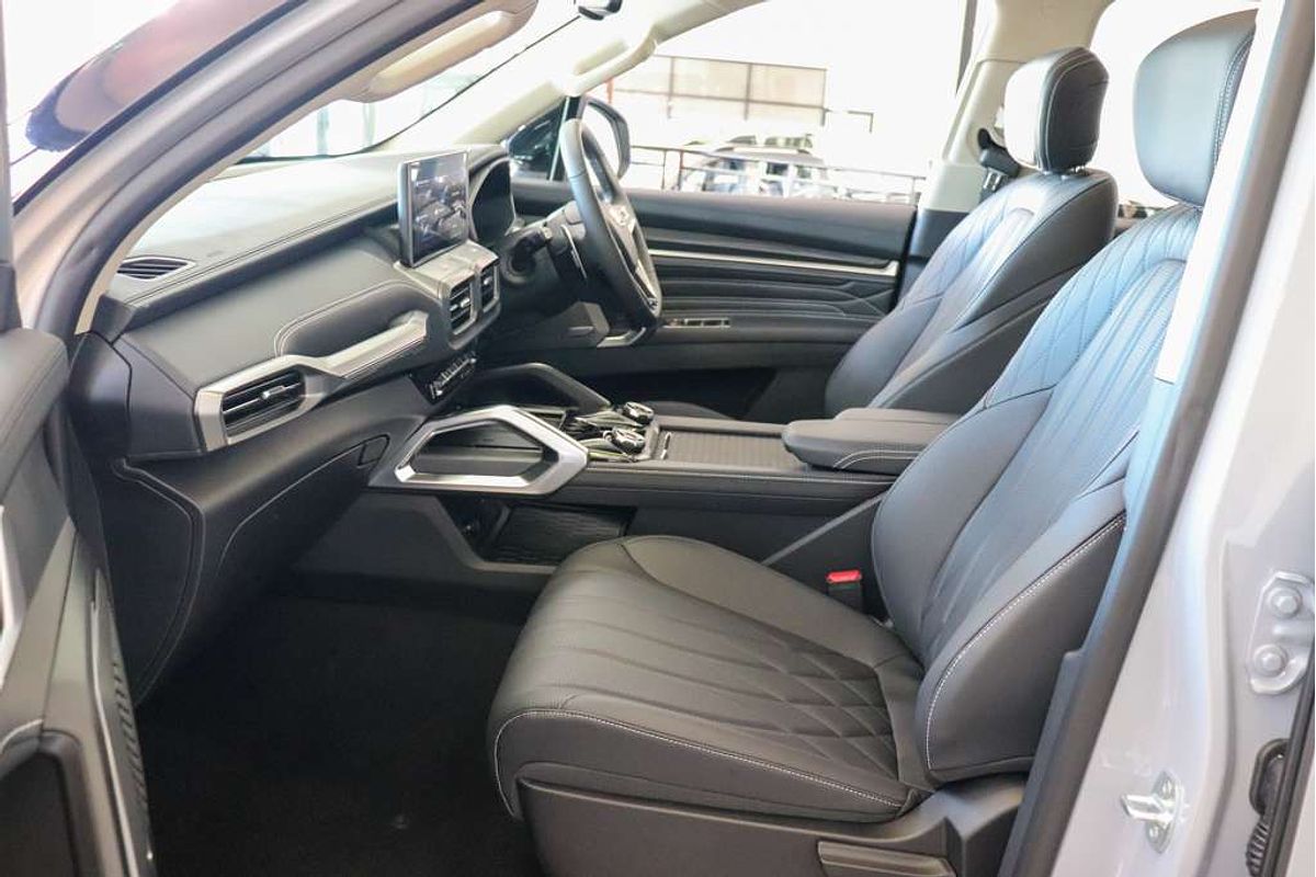 2025 LDV D90 Executive SV9A