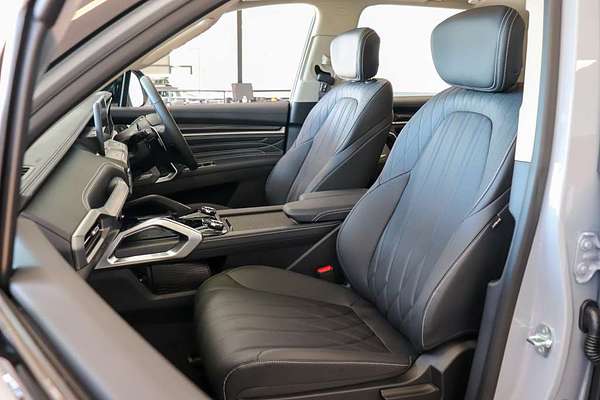 2025 LDV D90 Executive SV9A