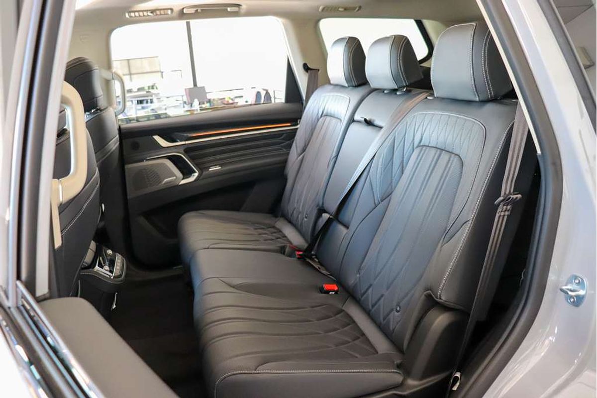 2025 LDV D90 Executive SV9A